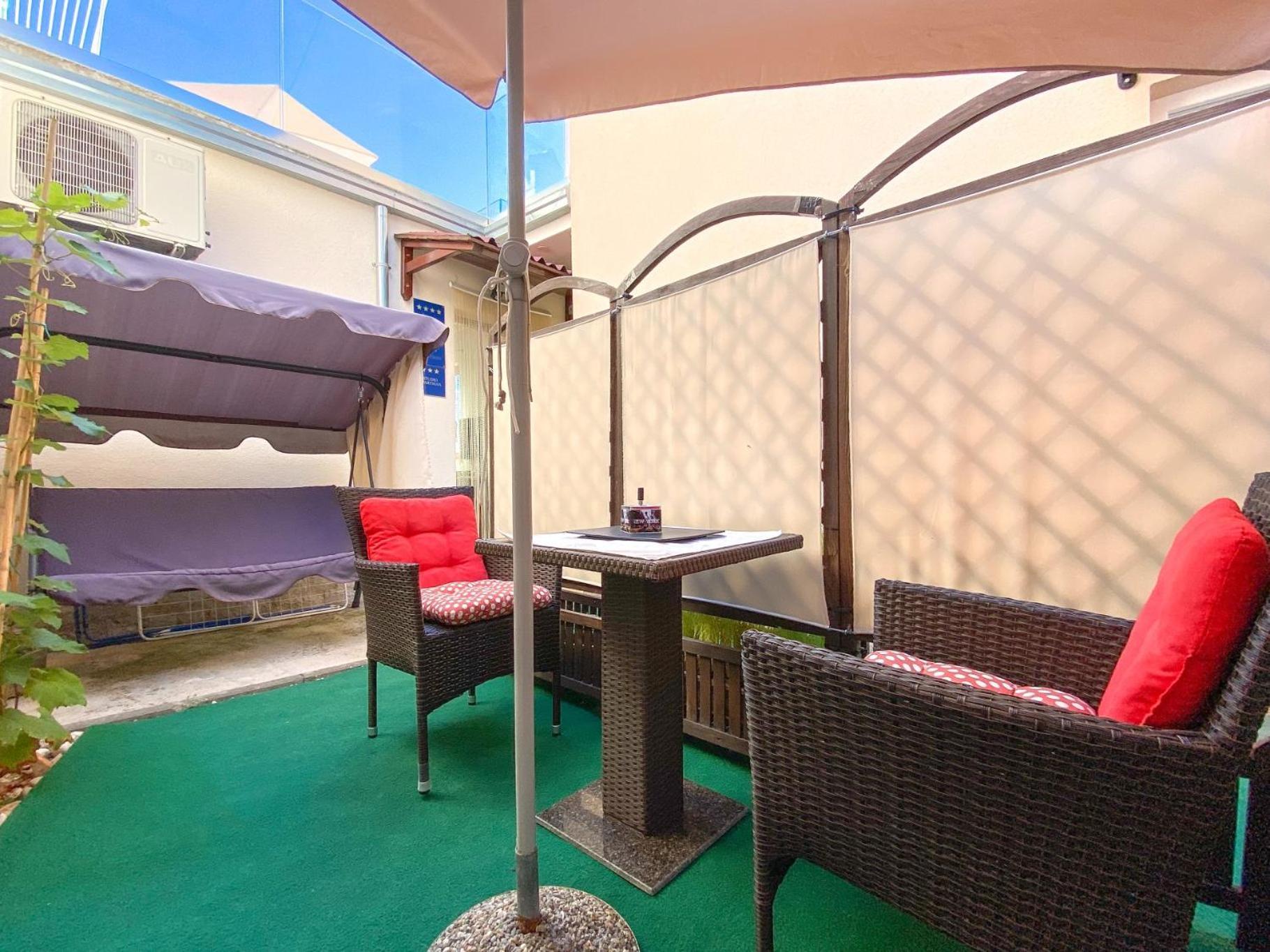 Gardenia One Apartment Novigrad Istria Exterior foto